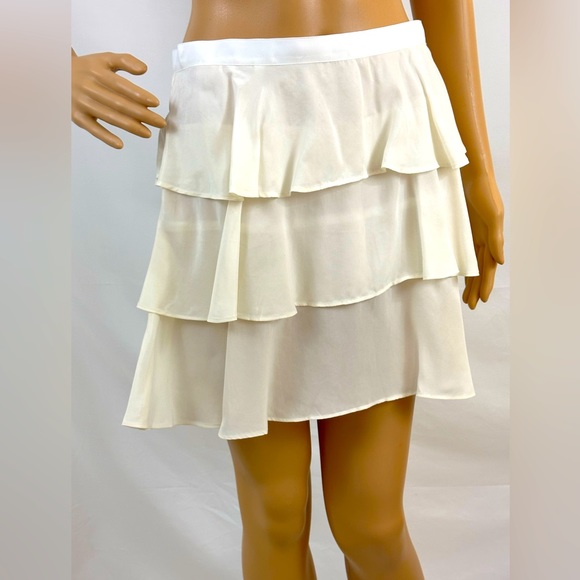 Rebecca Minkoff Cream Silk Tiered Mini Skirt Ribbon Waist Size 4 - Picture 3 of 7